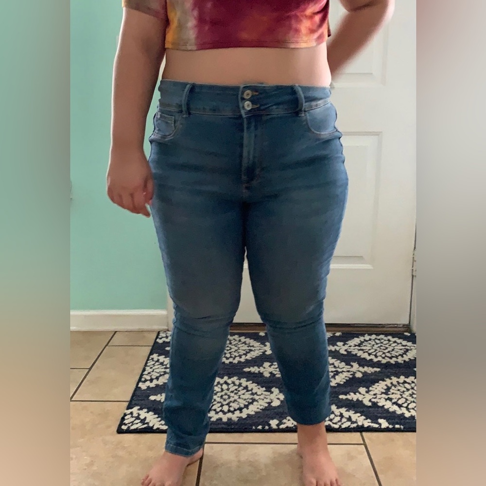Jeans - Picture 2 of 7